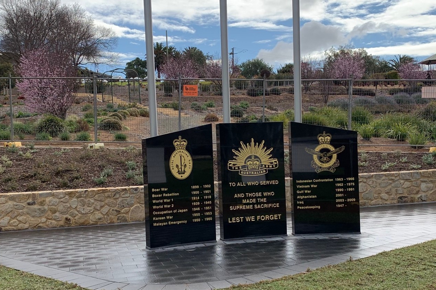 Murray Bridge War Memorial