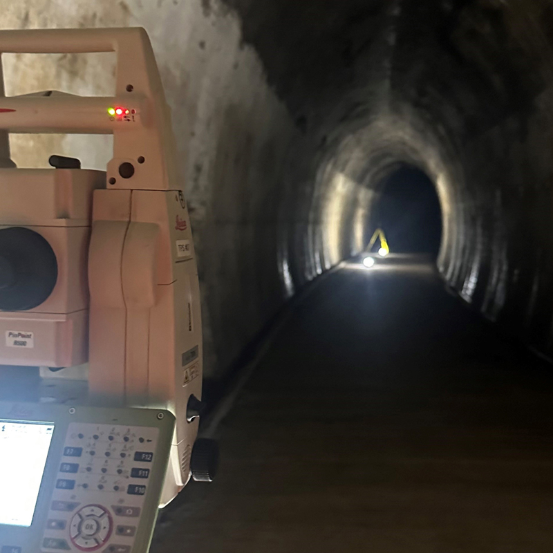Surveying the Lapstone Hill Tunnel in limited light