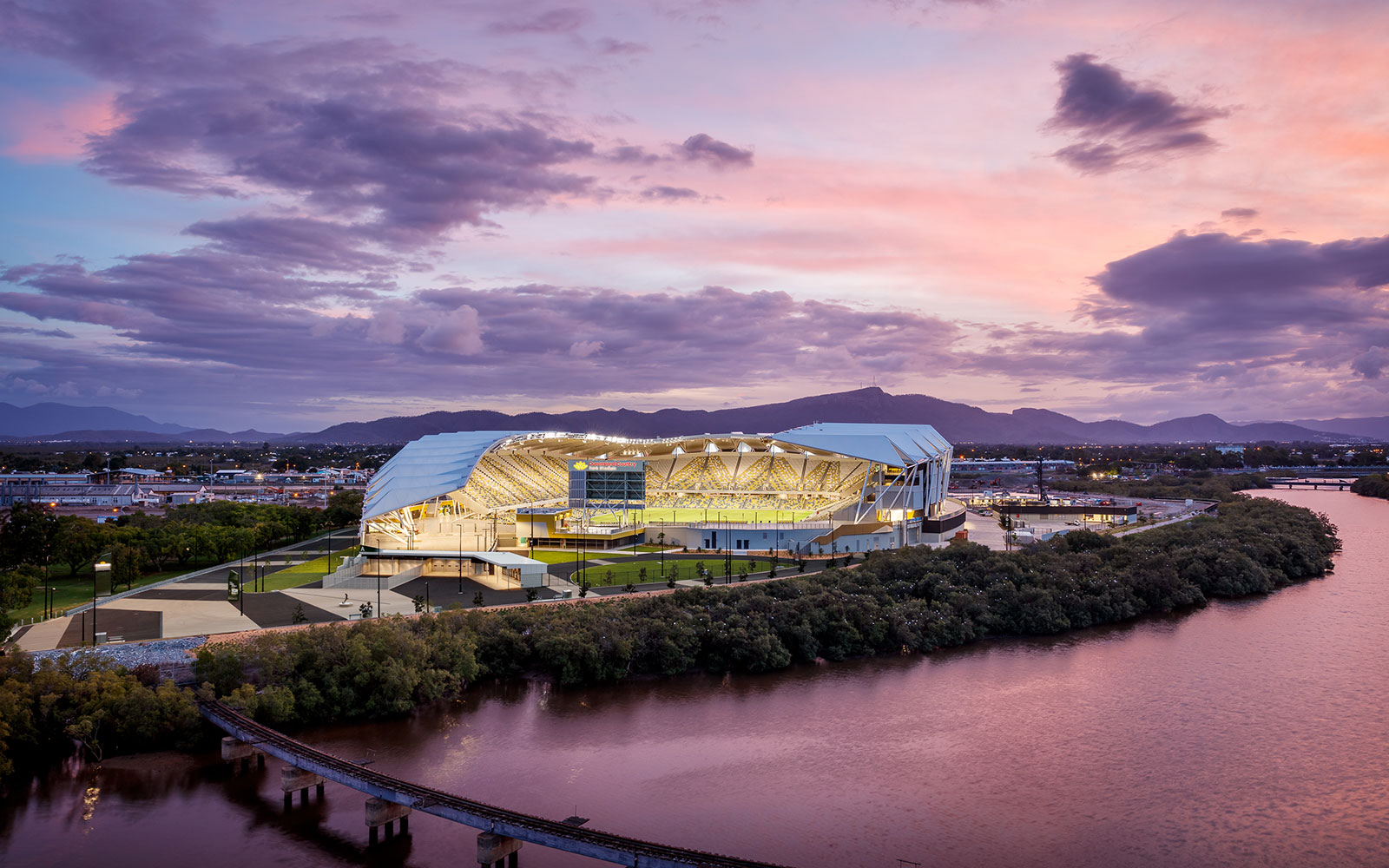 Queensland Country Bank Stadium. Image credit: Andrew Rankin